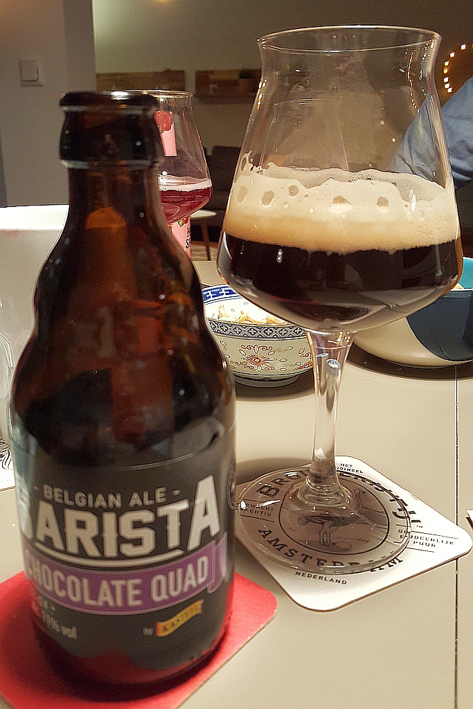 Flasche und Glas Barista Chocolate Quad